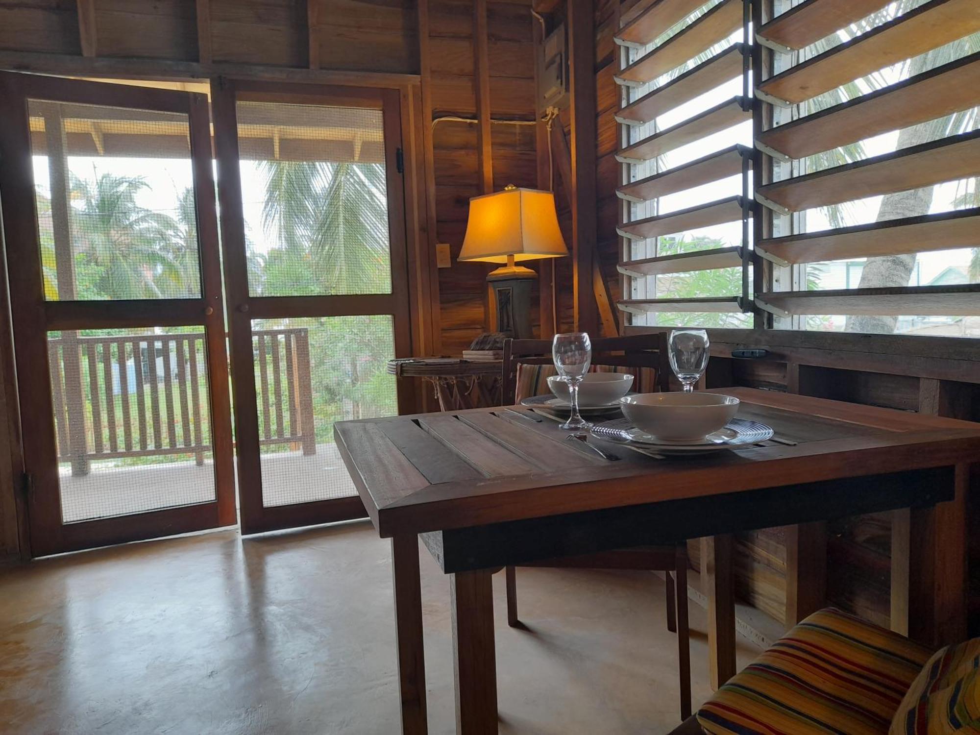 Amanda'S Place Casa Amancer - Sea View, Pool And Tropical Garden Caye Caulker Ngoại thất bức ảnh